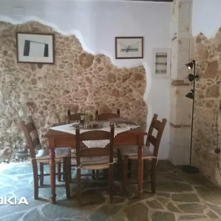 Beautiful House In Chania Old Town/venetian Harbor Semesterbostad